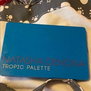Natasha Denona tropic palette